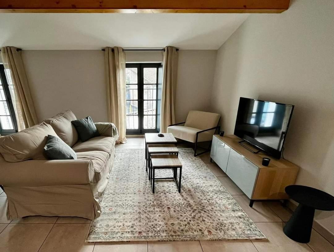 Les Demoiselles De La Tour ! Apartment Carcassonne Bagian luar foto