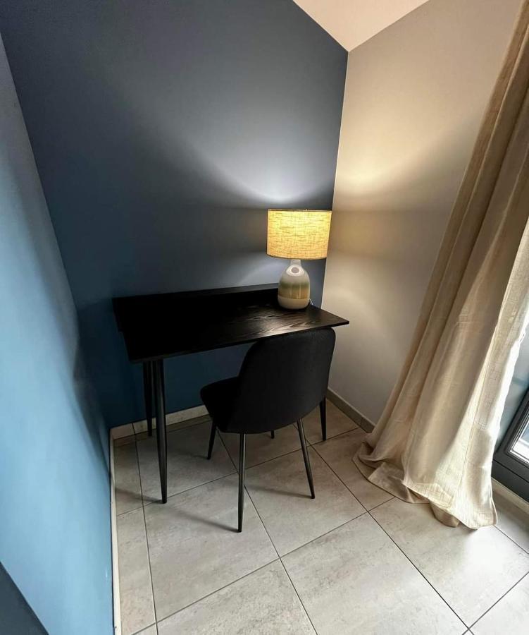 Les Demoiselles De La Tour ! Apartment Carcassonne Bagian luar foto